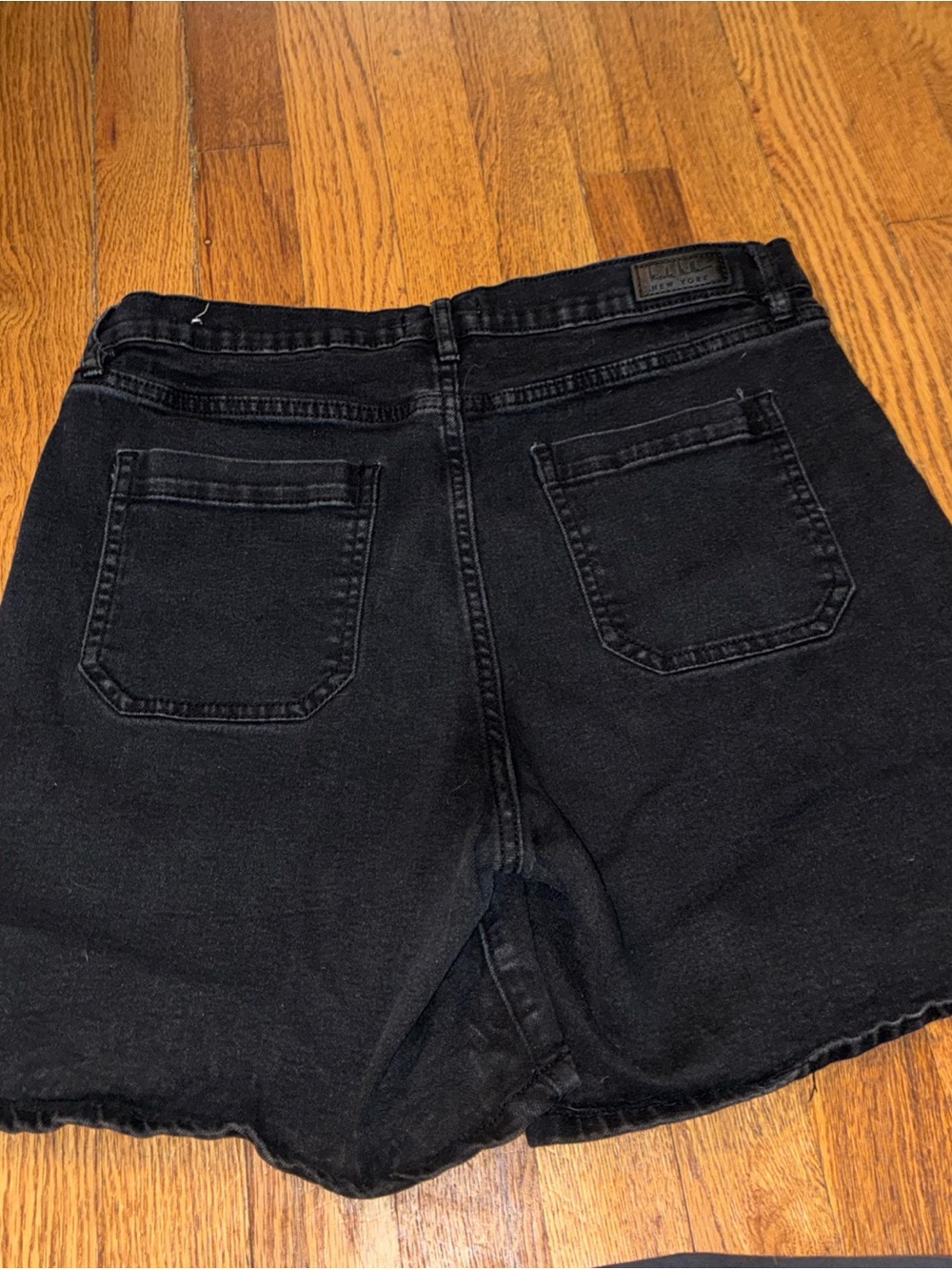 Nicole Miller Black Denim Mini Shorts - Picture 12 of 13